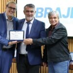 Flávio Dino determina o bloqueio de 1,2 mil emendas da saúde