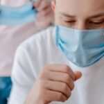 Criança resgatada em Bacabal volta para casa enquanto buscas por primos são intensificadas