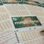 Piloto viaja em drone agrícola de R$ 300 mil e vídeo viraliza; conheça o DJI Agras T100