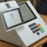 Canoa com passageiros afunda em lago e acidente termina com três irmãos mortos