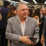 Fama não garante vaga: veja celebridades eleitas e derrotadas nestas eleições