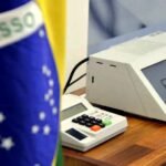 Justiça dá 30 dias para prefeita fazer concurso público sob pena de afastamento